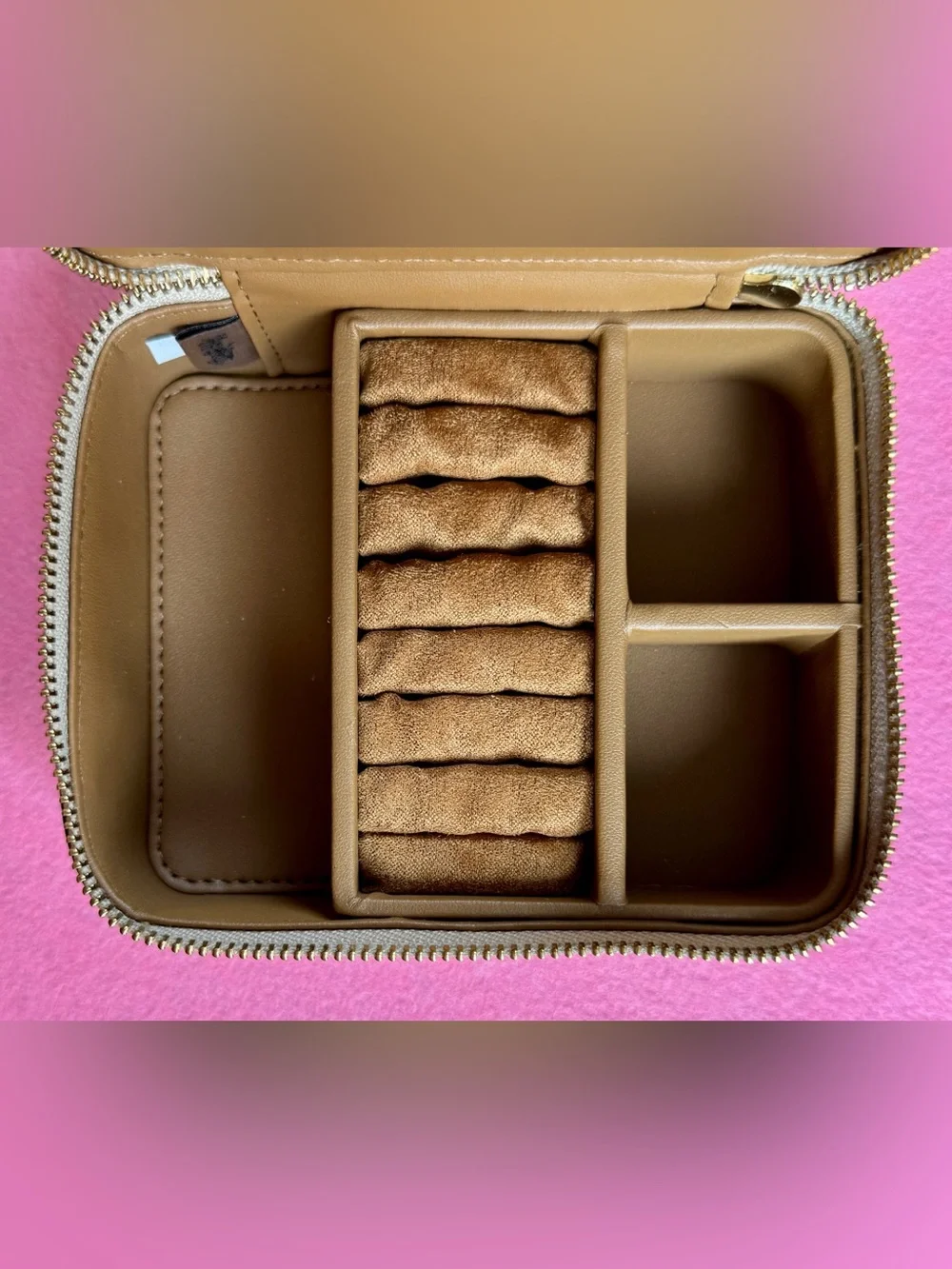 Coach Jewelry Box In Signature Canvas C3311 – Light Khaki Chalk & Gold